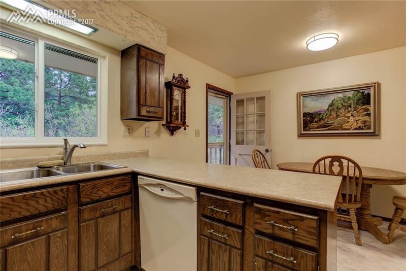2915 Draco Cir, Monument, CO 80132