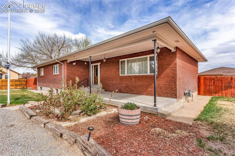 29151 Hardin Rd, Pueblo, CO 81006