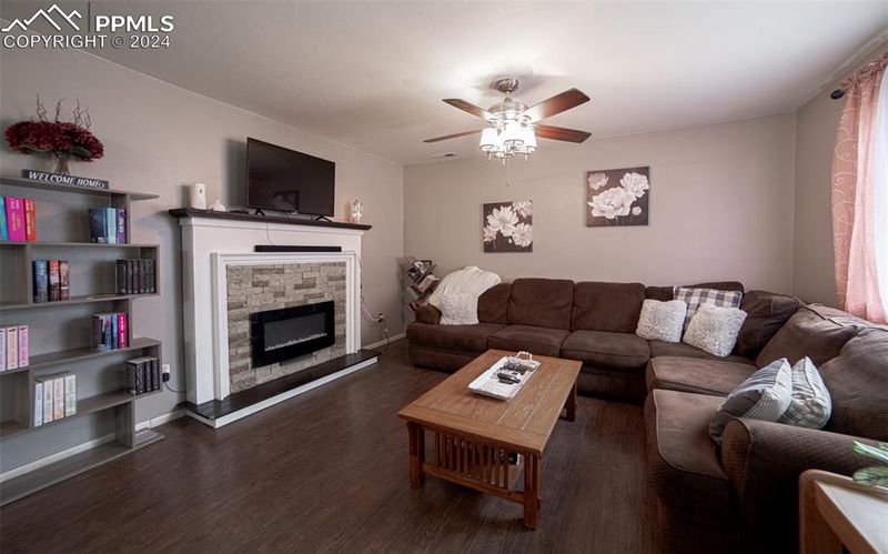 2920 Toronto Pl, Pueblo, CO 81004