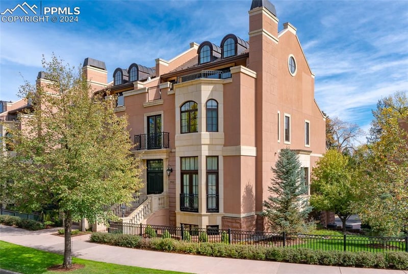 2922 Carriage Manor Point, Colorado Springs, CO 80906