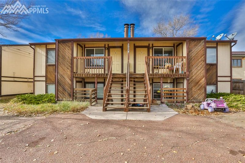 2924 Straus Ln, Colorado Springs, CO 80907