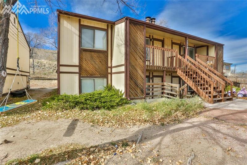 2924 Straus Ln, Colorado Springs, CO 80907