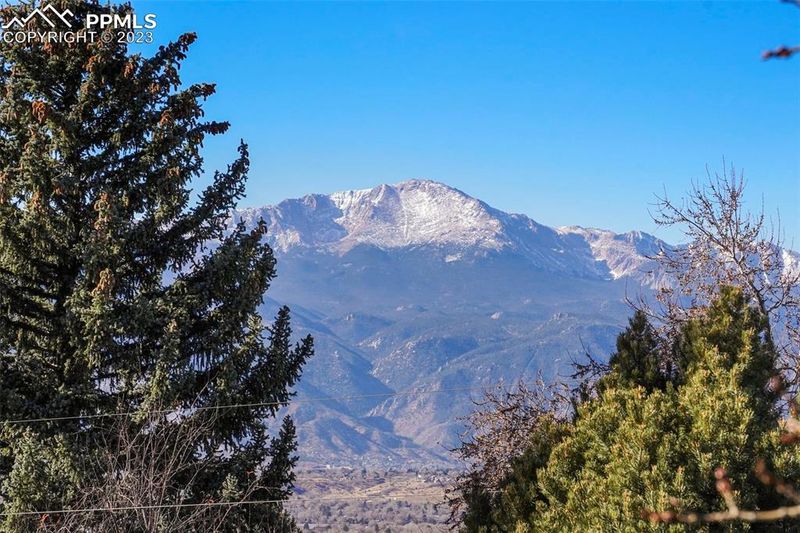 2925 N Chelton Rd, Colorado Springs, CO 80909