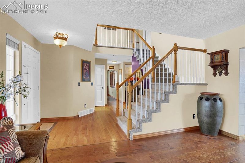 2925 Dynamic Dr, Colorado Springs, CO 80920