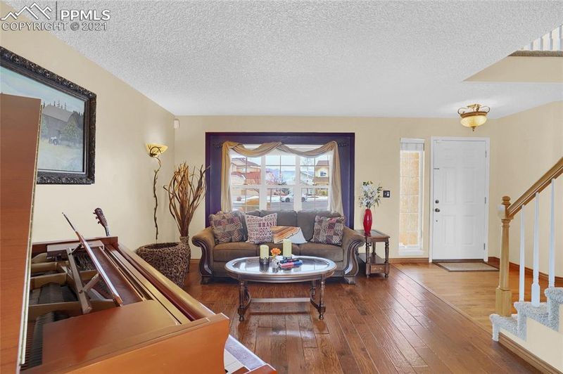 2925 Dynamic Dr, Colorado Springs, CO 80920