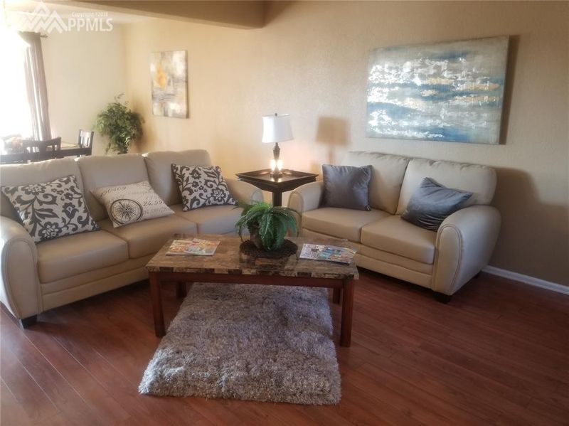 2928 Mirror Ave, Pueblo, CO 81004