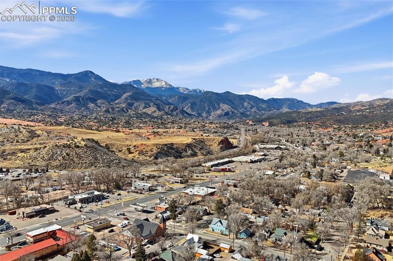2930 Pikes Peak Ave, Colorado Springs, CO 80904
