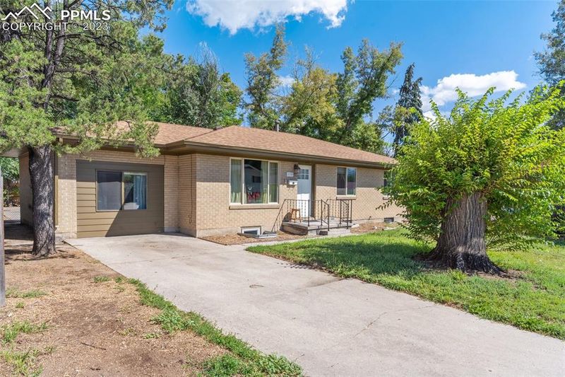 2935 Pennsylvania Ave, Colorado Springs, CO 80907