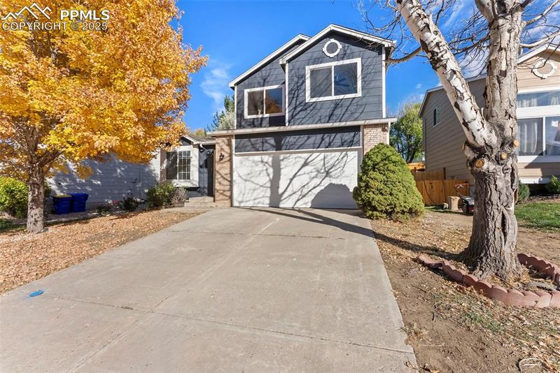 2935 Richmond Dr, Colorado Springs, CO 80922
