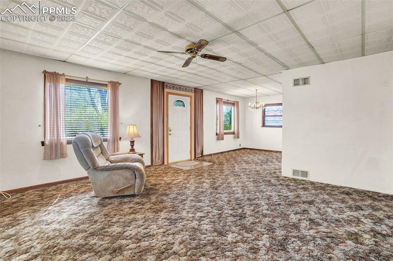 2937 Baltimore Ave, Pueblo, CO 81008