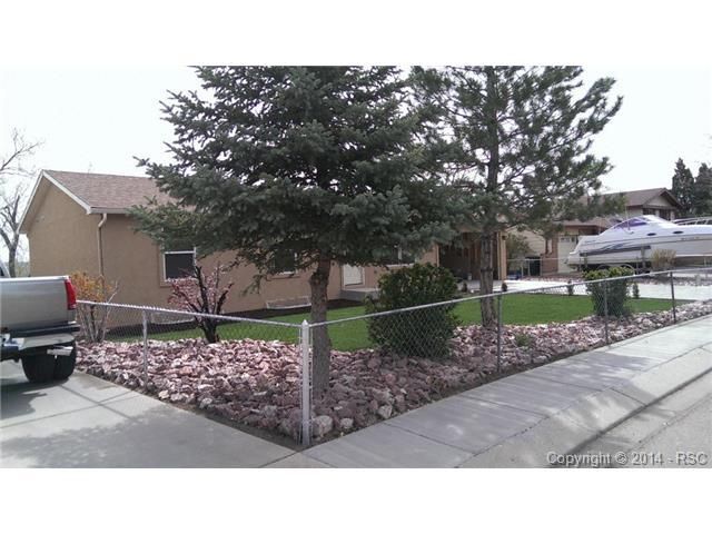 2938 Pinnacle Dr, Colorado Springs, CO 80910