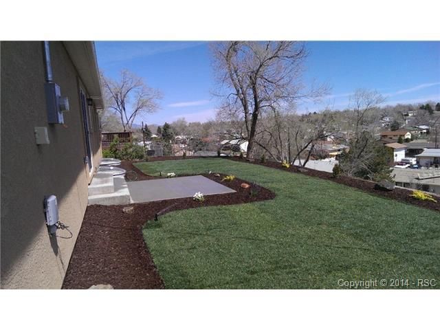 2938 Pinnacle Dr, Colorado Springs, CO 80910