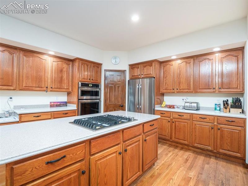 2945 Brogans Bluff Dr, Colorado Springs, CO 80919
