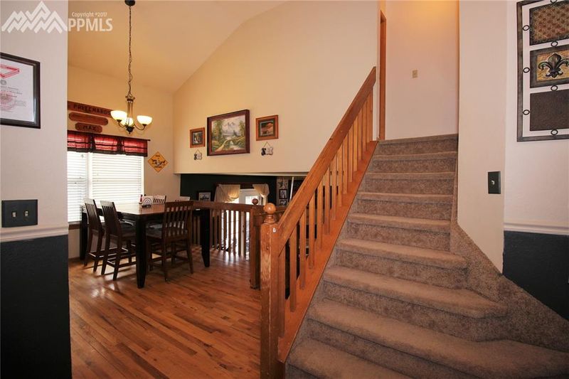 2945 Warrenton Way, Colorado Springs, CO 80922