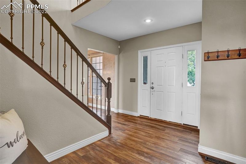 295 Paisley Dr, Colorado Springs, CO 80906