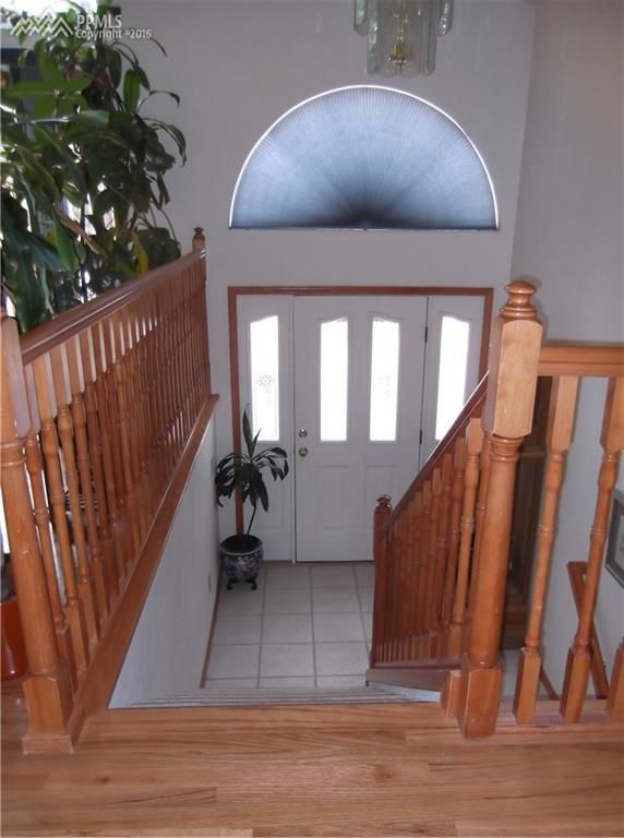 295 N Walnut St, Woodland Park, CO 80863