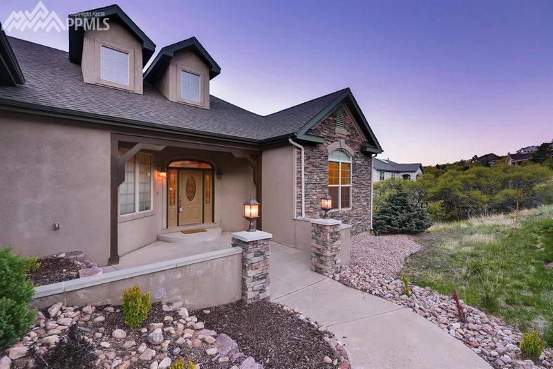 2950 Cindercone Ln, Colorado Springs, CO 80919