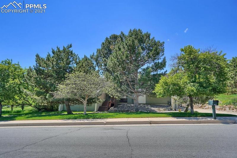 2959 S Electra Dr, Colorado Springs, CO 80906