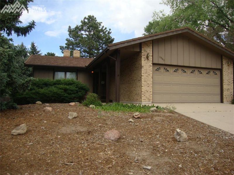 2965 Valencia Rd, Colorado Springs, CO 80917