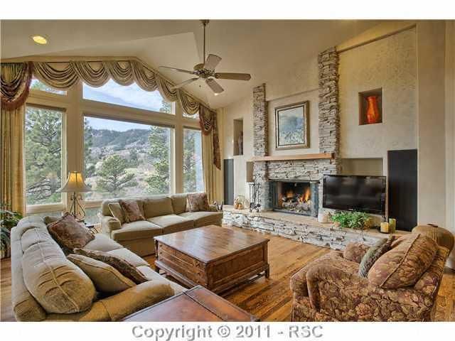 2970 Brogans Bluff Dr, Colorado Springs, CO 80919