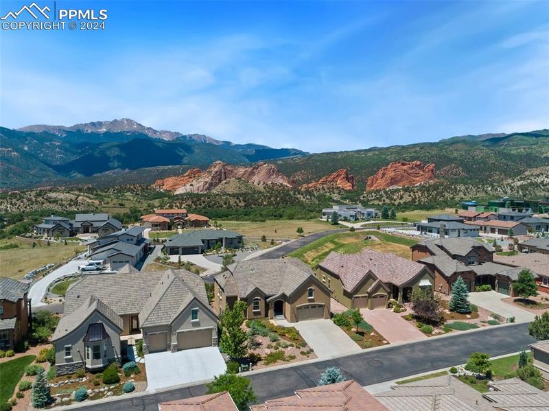 2972 Cathedral Park Vw, Colorado Springs, CO 80904