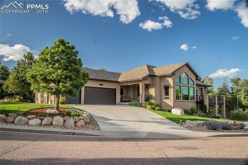 2975 Brogans Bluff Dr, Colorado Springs, CO 80919