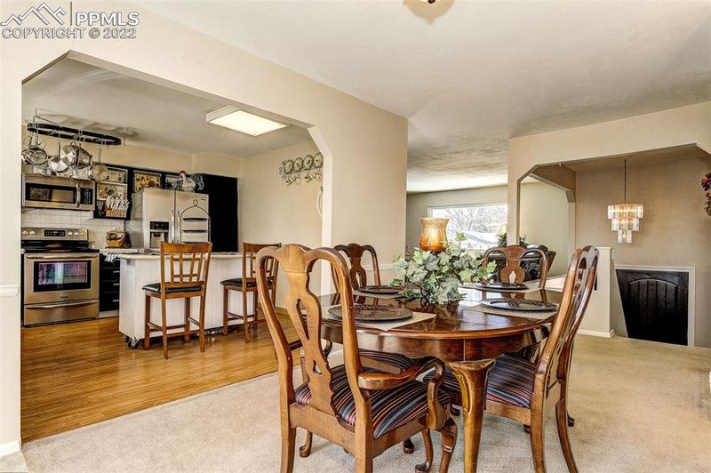 2975 W Montebello Dr, Colorado Springs, CO 80918
