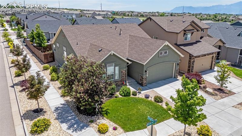 2997 Bright Moon Dr, Colorado Springs, CO 80908