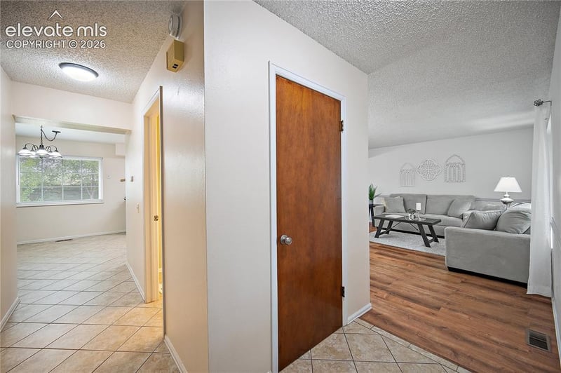 2998 Westcliff Cir, Colorado Springs, CO 80906