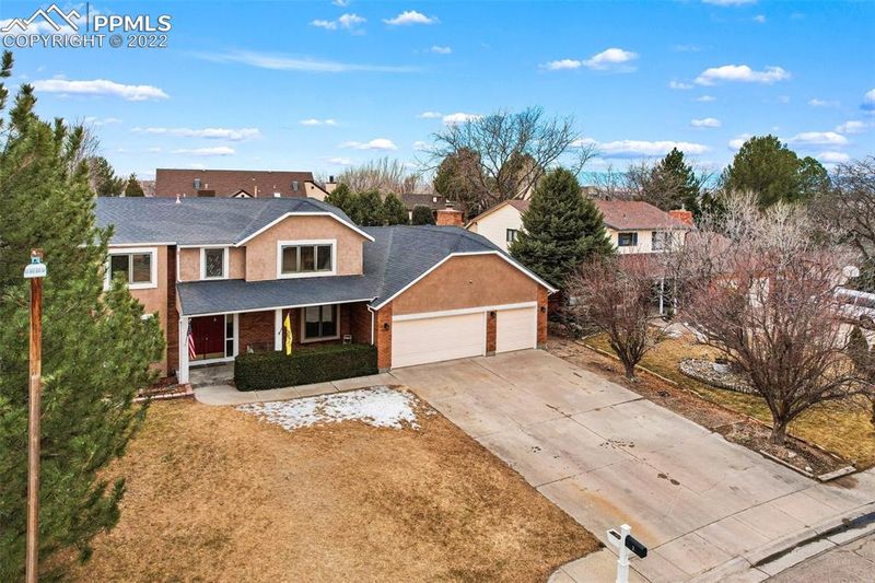 3 Ridgeweed Ct, Pueblo, CO 81001