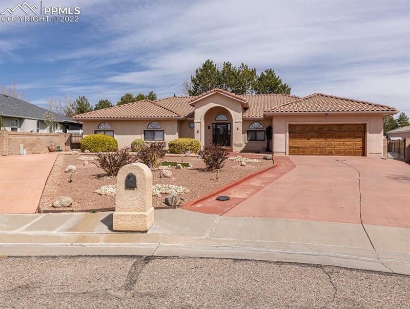 3 San Marino Ct, Pueblo, CO 81005