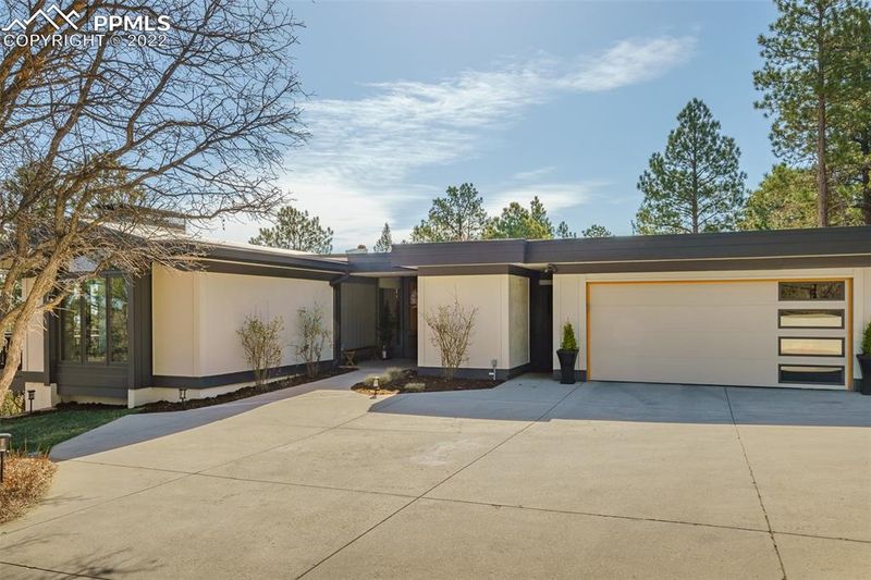 3 Sanford Rd, Colorado Springs, CO 80906