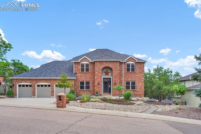 30 Balmoral Way, Colorado Springs, CO 80906