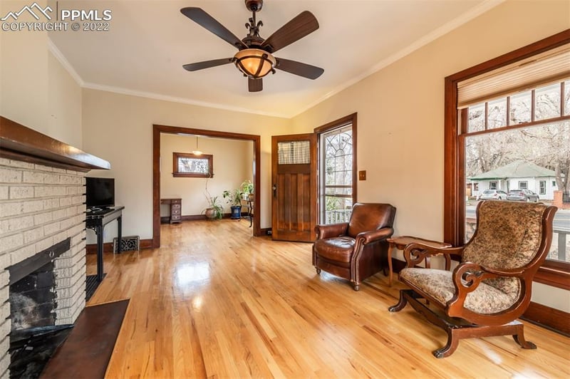 30 Cheyenne Rd, Colorado Springs, CO 80906