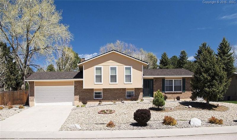30 Mikado Dr, Colorado Springs, CO 80919