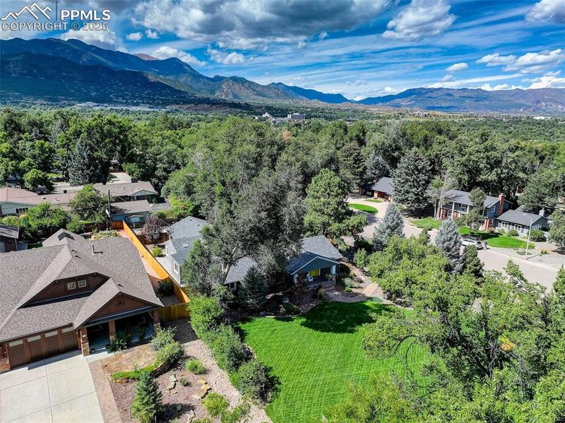 30 Oak Ave, Colorado Springs, CO 80906
