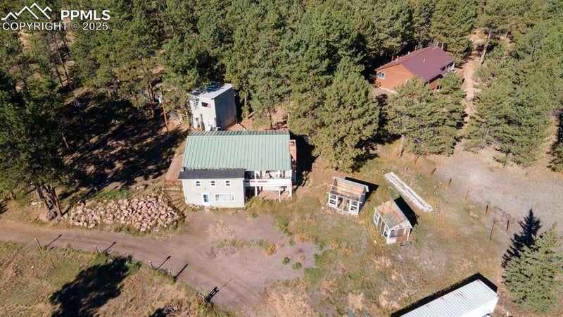 30 Steven Dr, Florissant, CO 80816