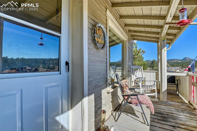 30 Steven Dr, Florissant, CO 80816