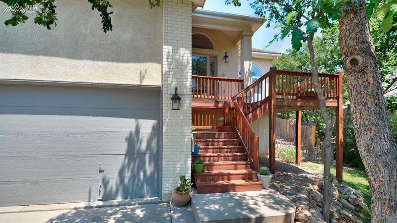 30 Villegreen St, Colorado Springs, CO 80906