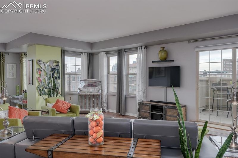 300 W 11th Ave #8A, Denver, CO 80204