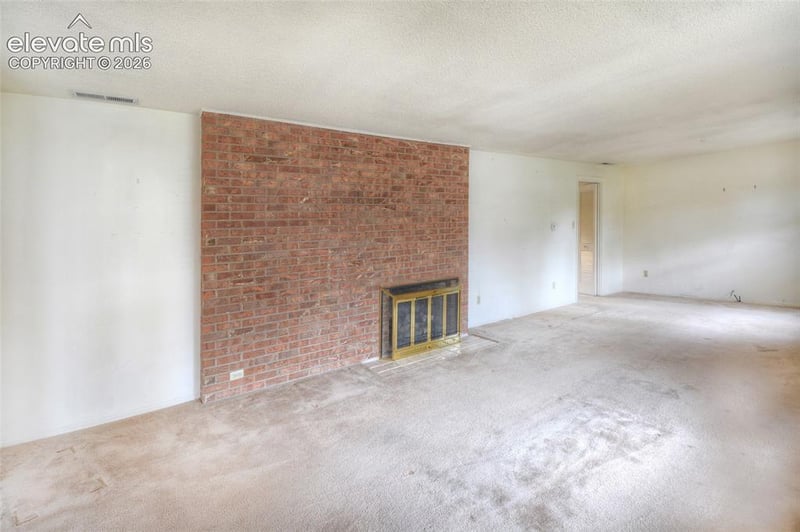 3007 Chelton Dr, Colorado Springs, CO 80909