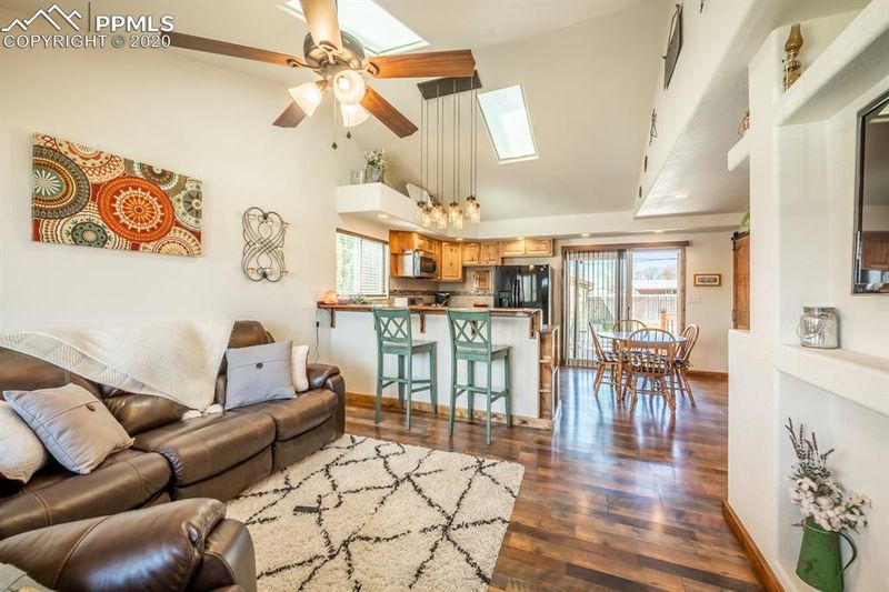 3009 Withers Ave, Pueblo, CO 81008