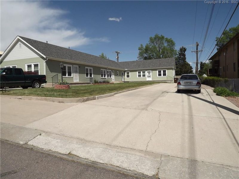 301 Arrawanna St, Colorado Springs, CO 80909