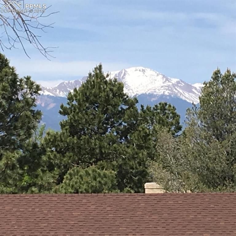 3010 Avondale Dr, Colorado Springs, CO 80917