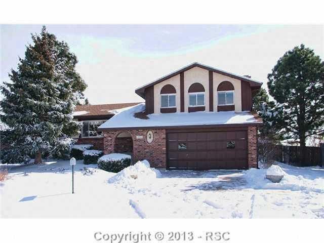 3010 Escapardo Cir, Colorado Springs, CO 80917