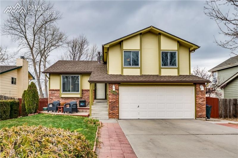3010 Haystack Dr, Colorado Springs, CO 80922