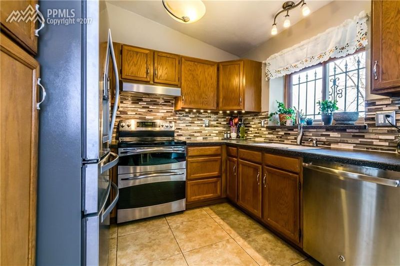3010 Haystack Dr, Colorado Springs, CO 80922