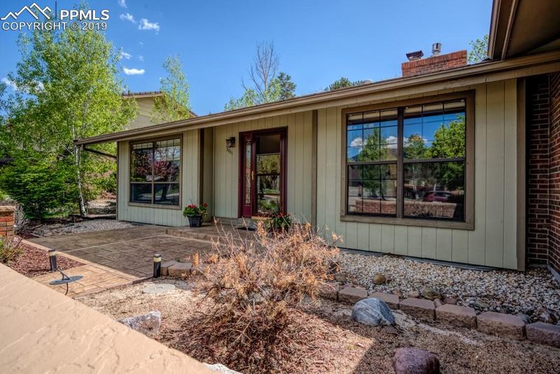 3011 Springridge Dr, Colorado Springs, CO 80906