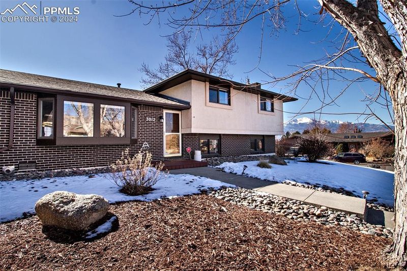 3012 Highland Dr, Colorado Springs, CO 80909