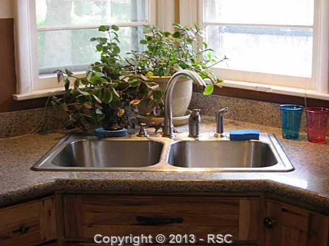 3012 W St Vrain St, Colorado Springs, CO 80904